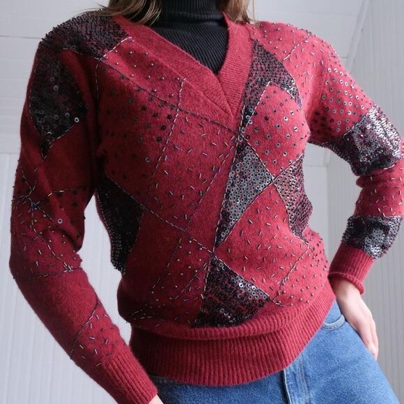Burgundy angora blend sweater with black beading and sequins‎ - Picture 5 of 7
